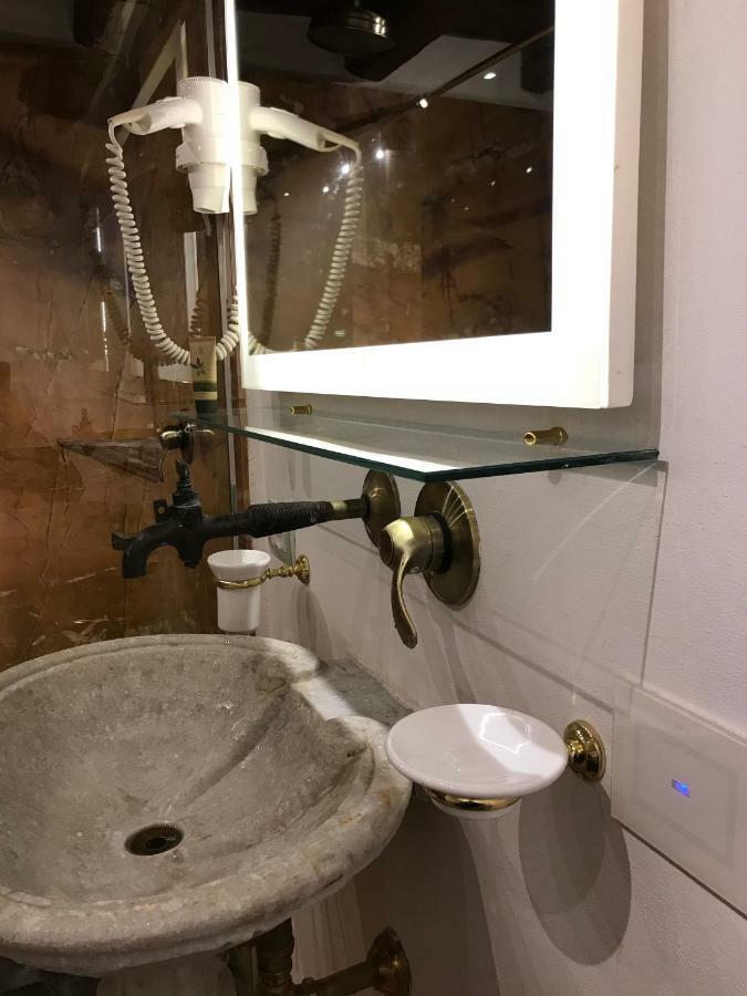 Appartamento La Casa Dei Marmi Roma Esterno foto